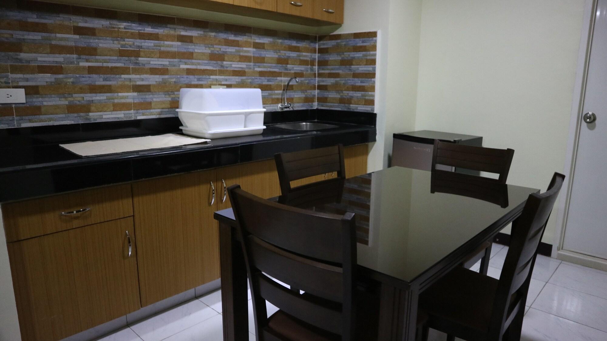 Doniti Suites And Events Place Mandaluyong Exterior photo
